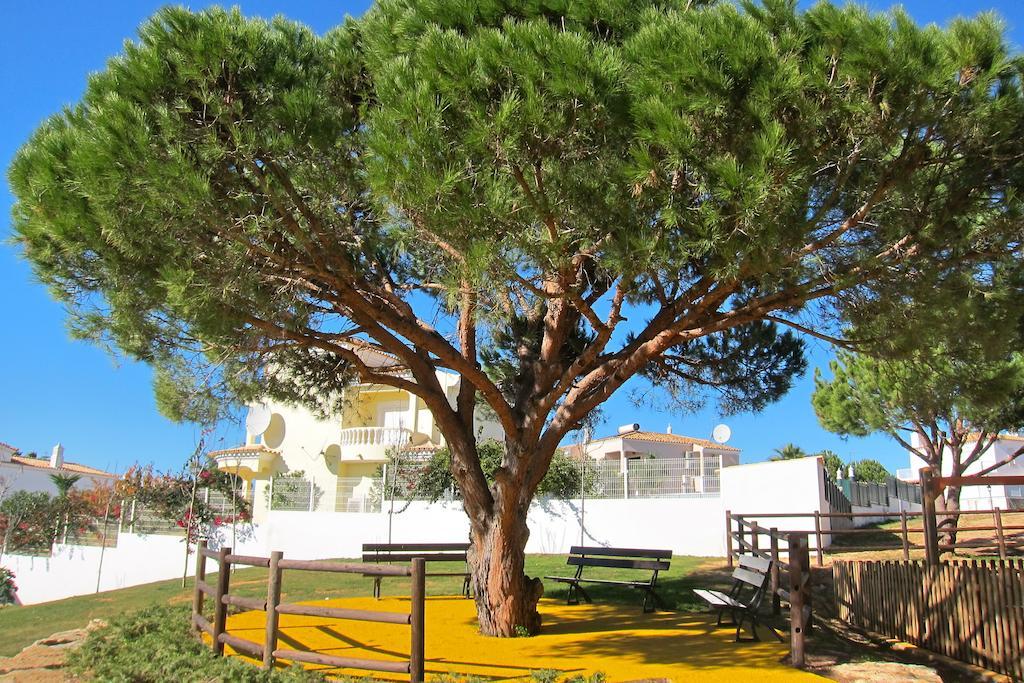 6 Bedroom Villa Brady Private With Pool And Garden Albufeira Buitenkant foto